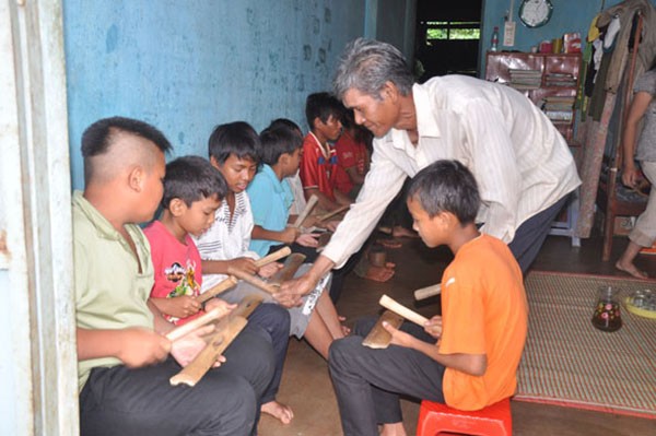 Community-based child protection club in Dac Lac Province - ảnh 1